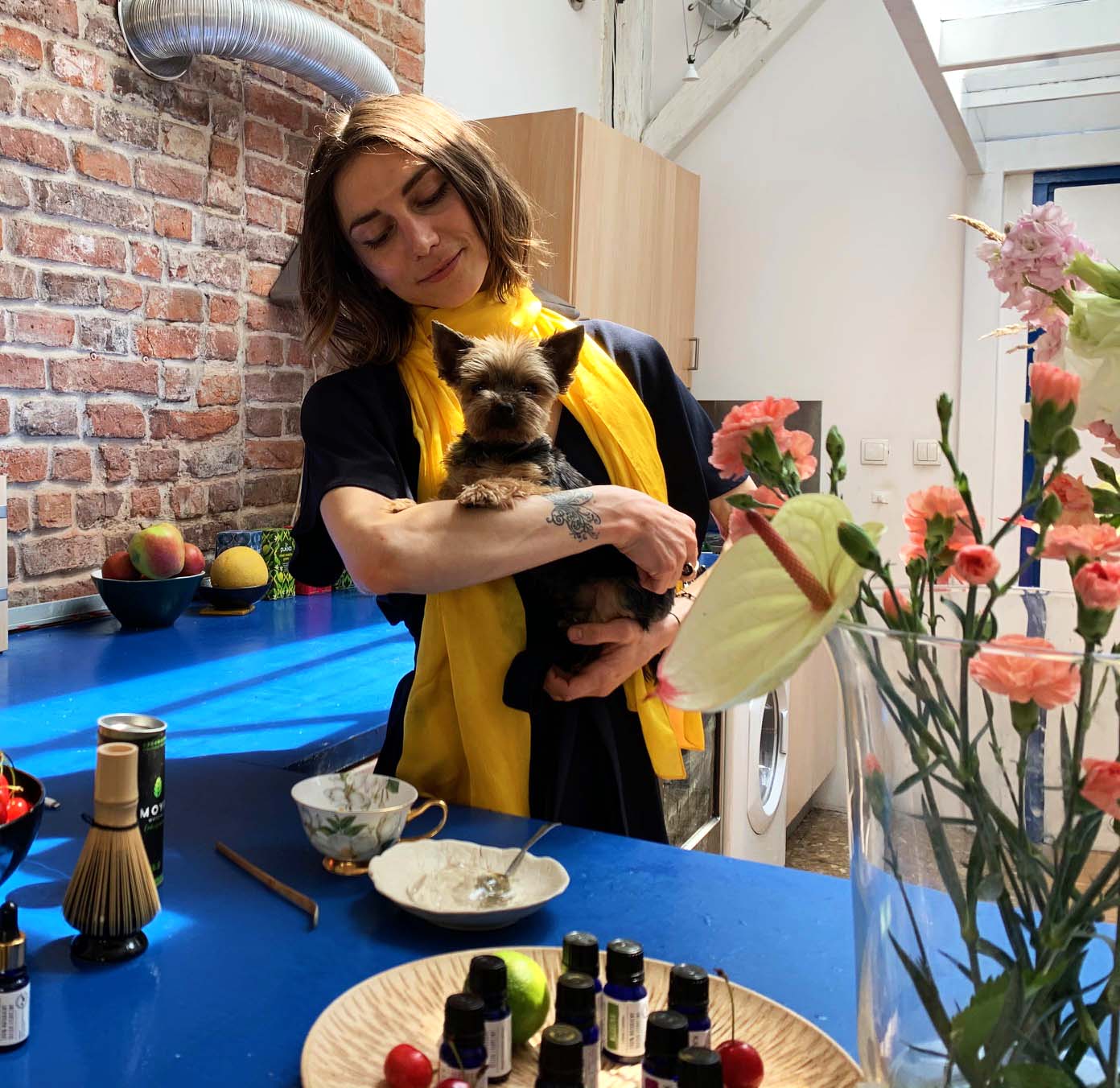 Olejek eteryczny i absolut kwiatowy - czym się różnią?